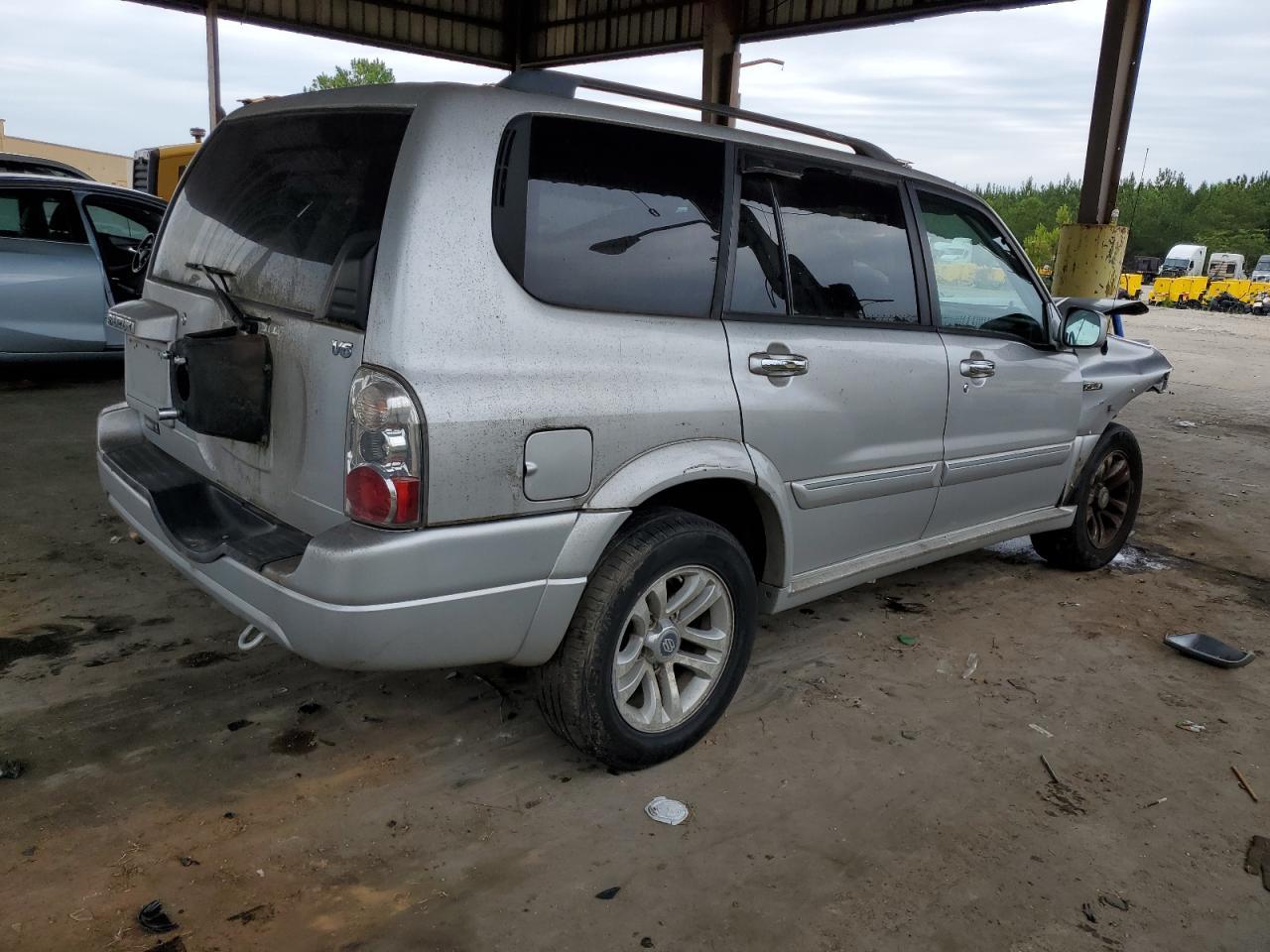2005 SUZUKI Xl-7