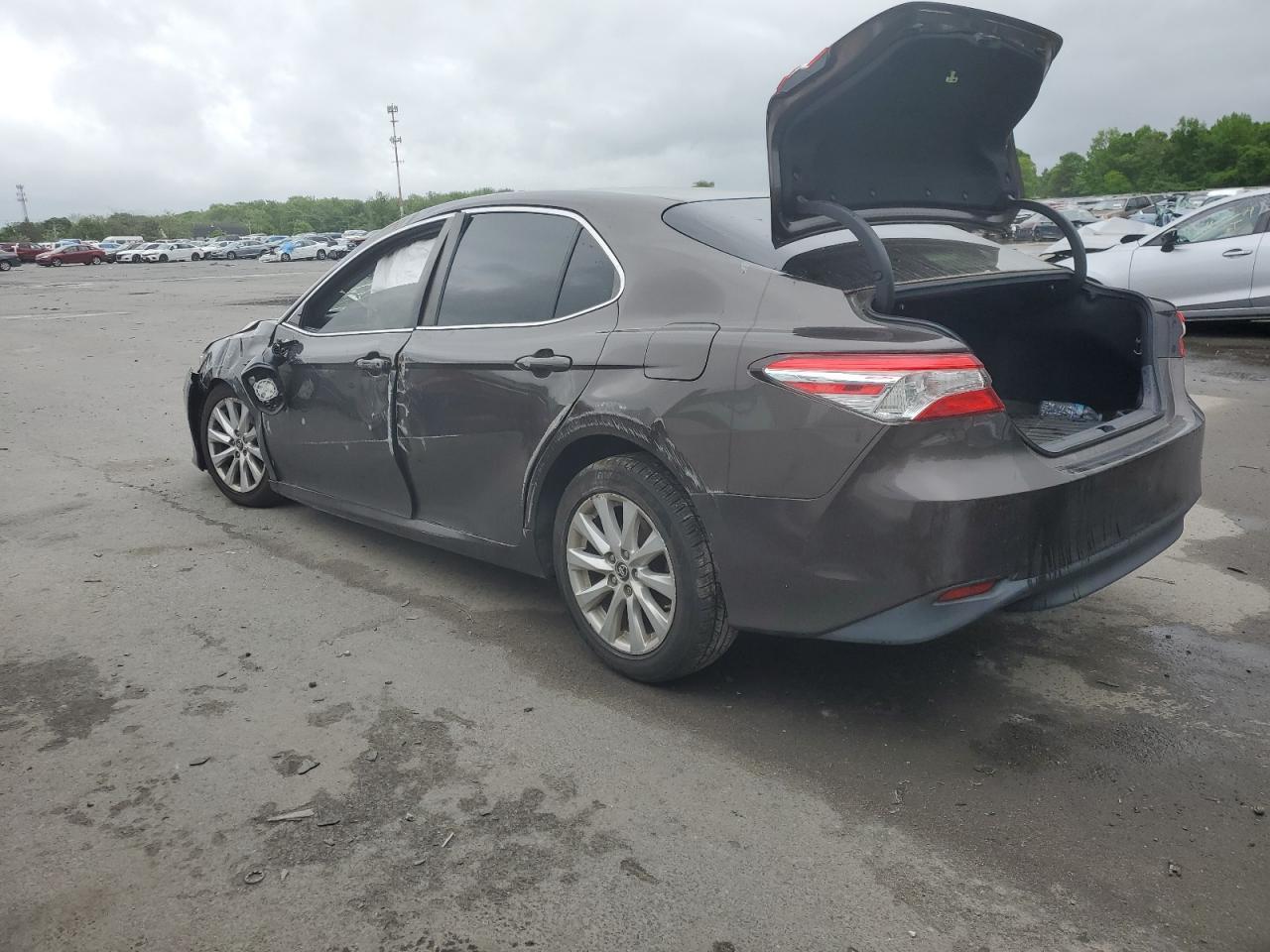 2018 TOYOTA CAMRY