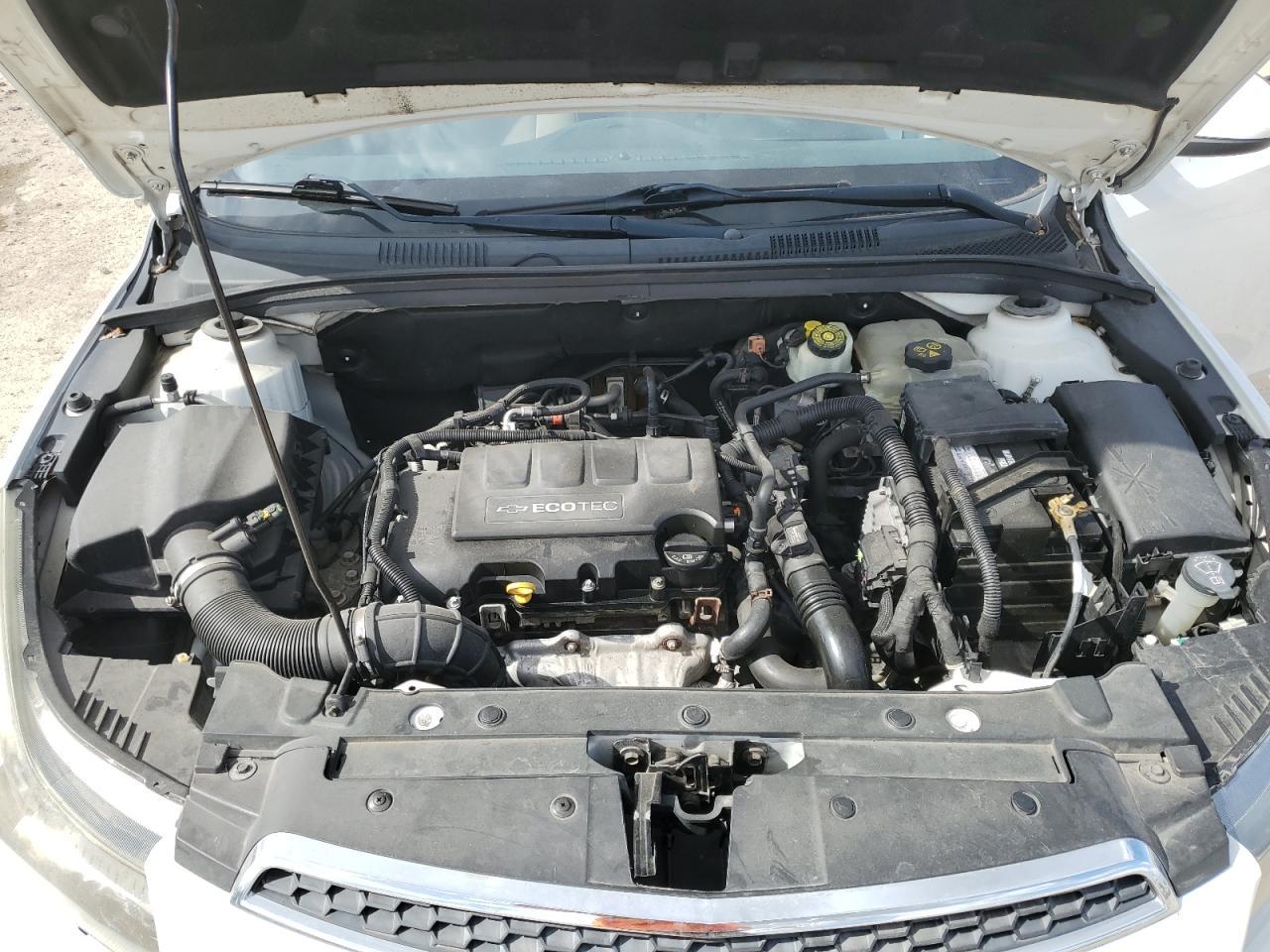 2011 CHEVROLET CRUZE