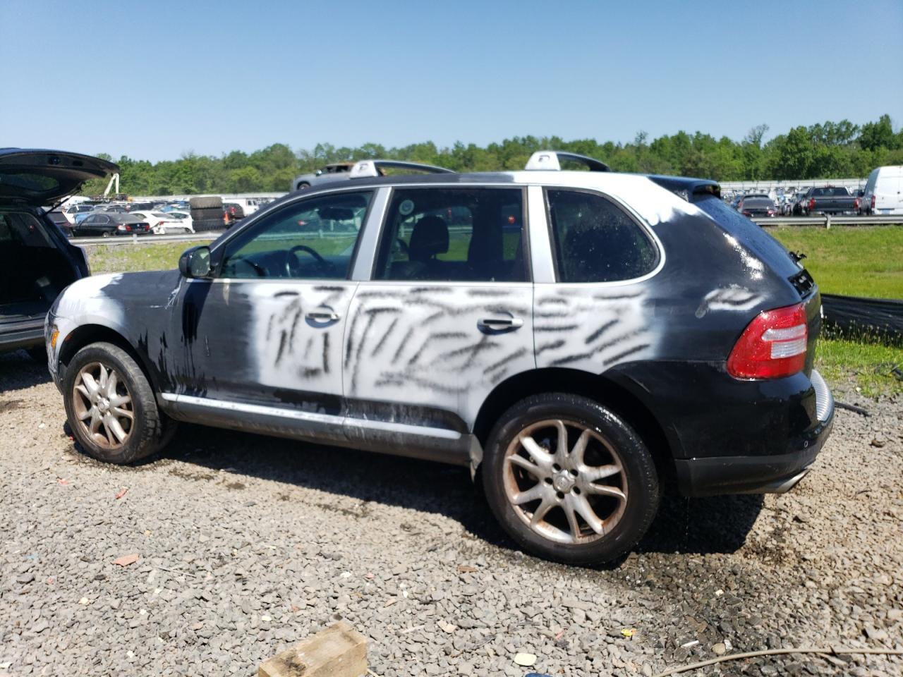 2004 PORSCHE CAYENNE