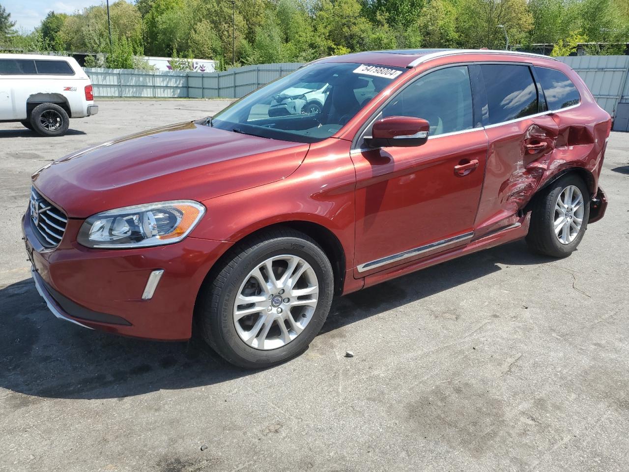 2015 VOLVO XC60