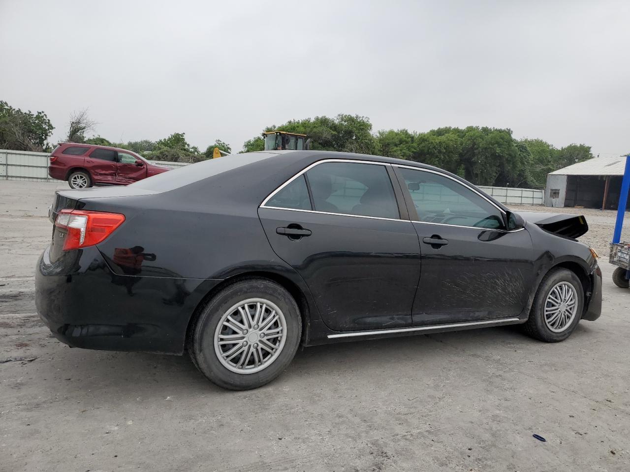 2014 TOYOTA CAMRY