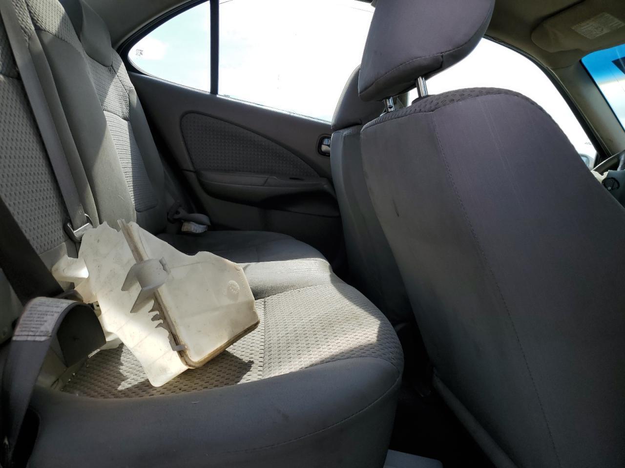 2004 NISSAN SENTRA