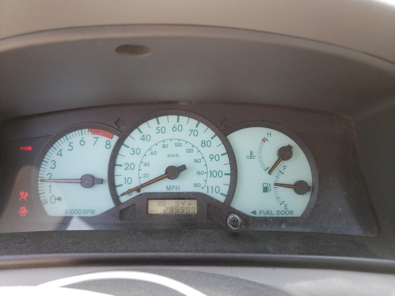 2004 TOYOTA COROLLA