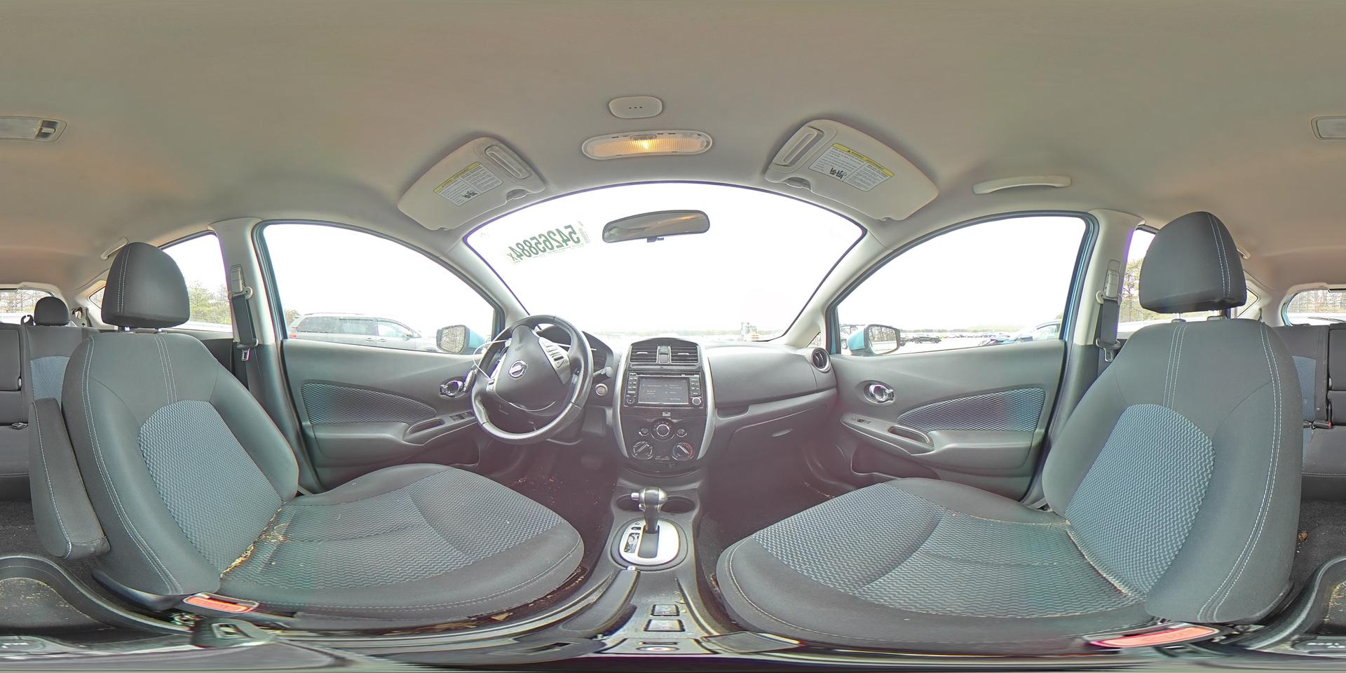 2015 NISSAN VERSA