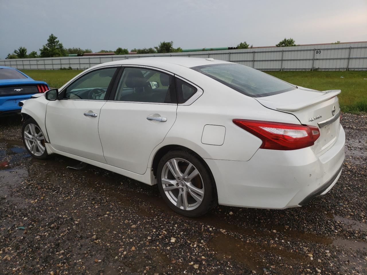 2016 NISSAN ALTIMA