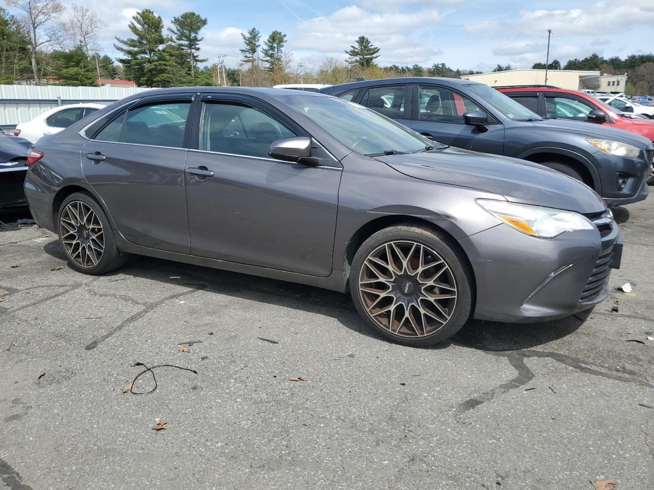 2017 TOYOTA CAMRY