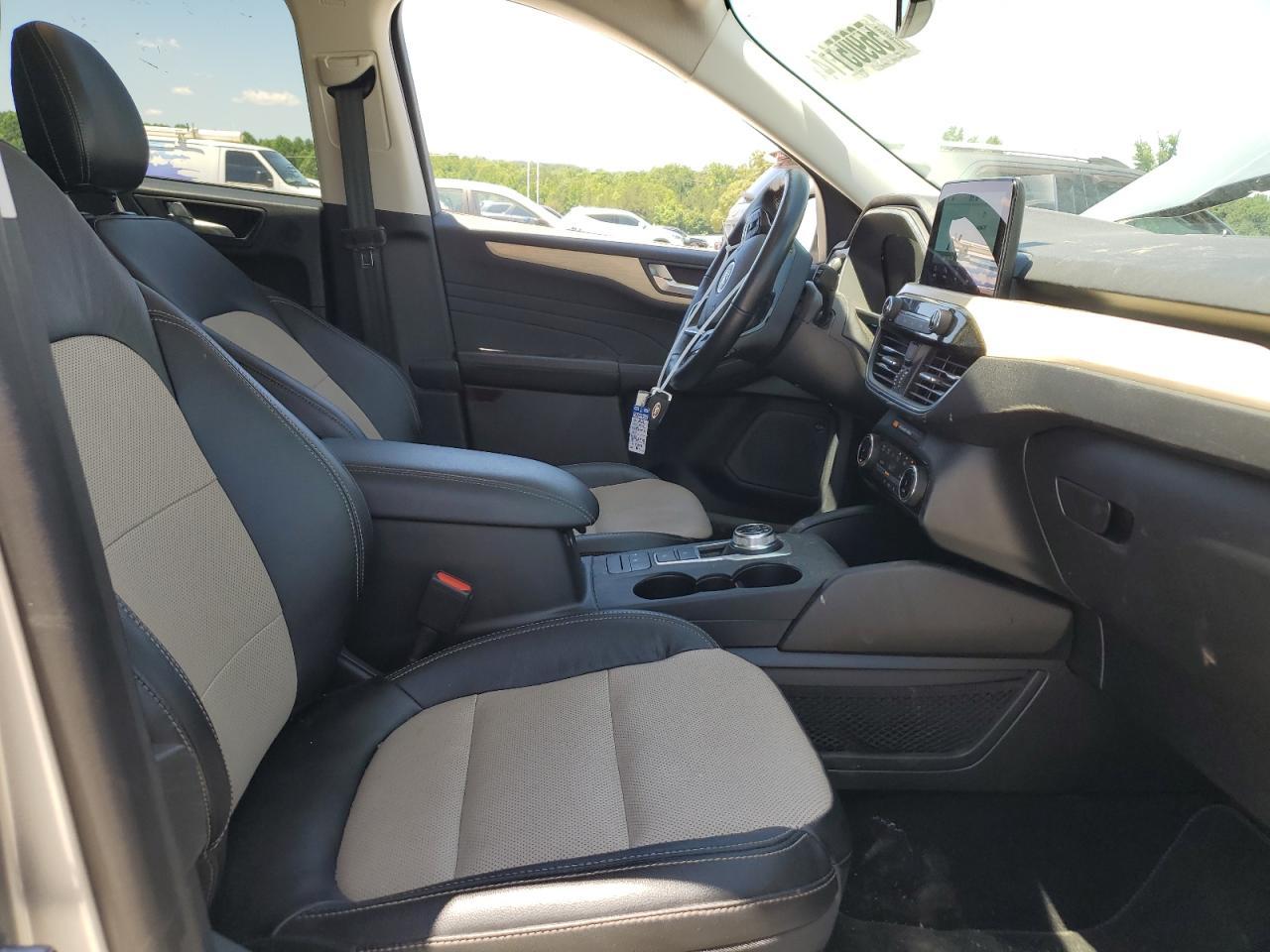 2022 FORD ESCAPE