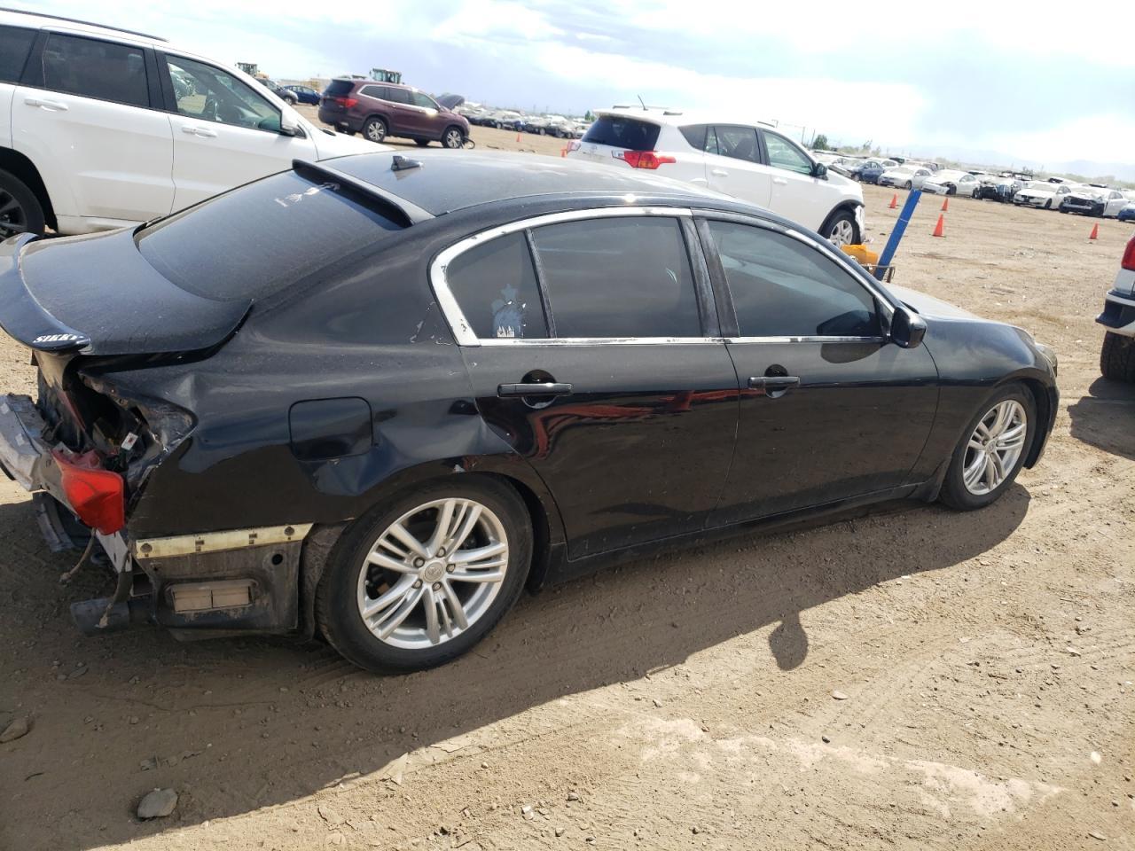 2011 INFINITI G37
