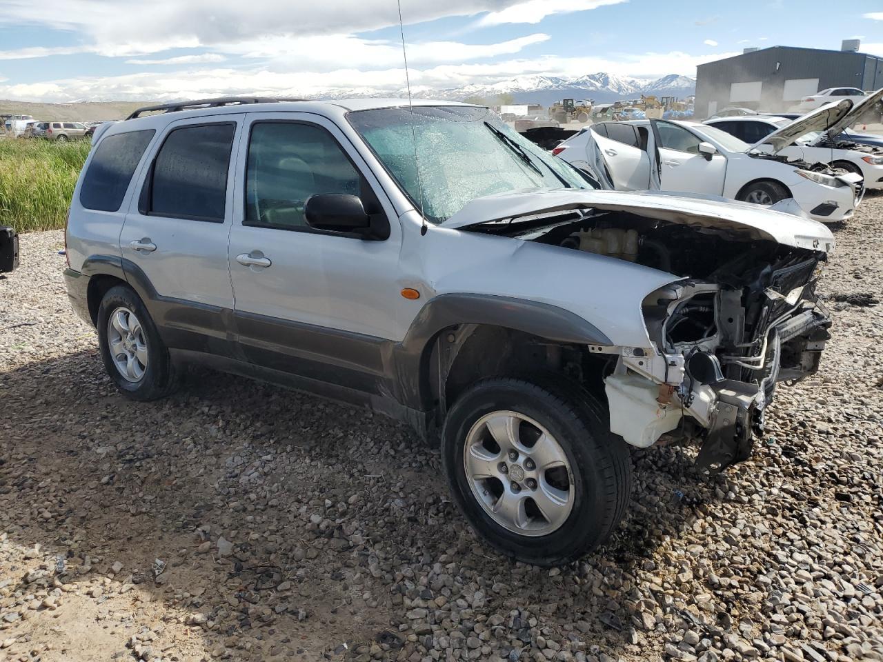 2004 MAZDA Tribute