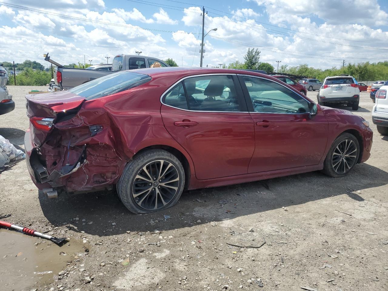 2018 TOYOTA CAMRY