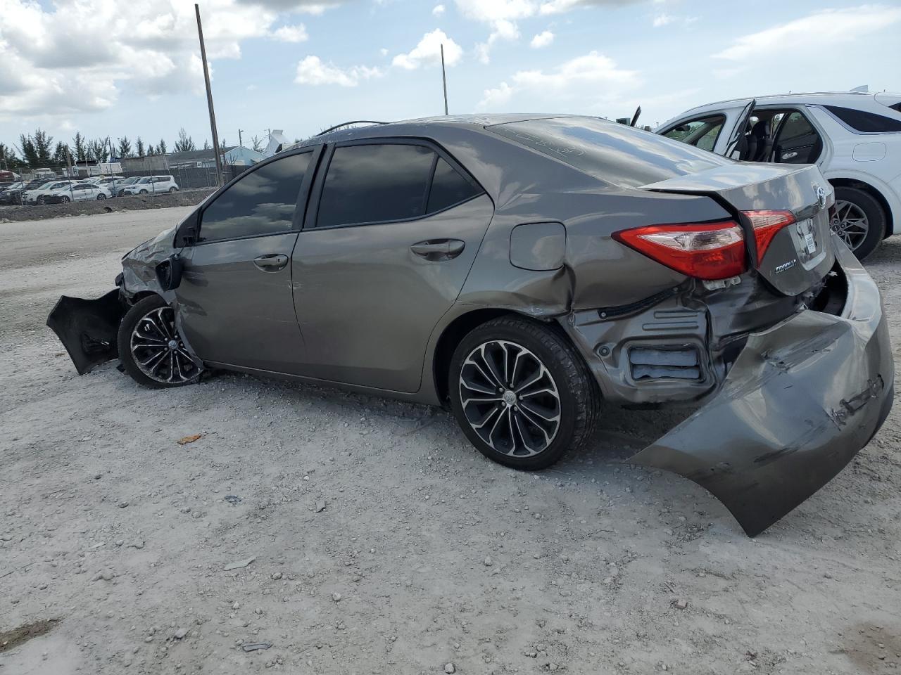 2017 TOYOTA COROLLA