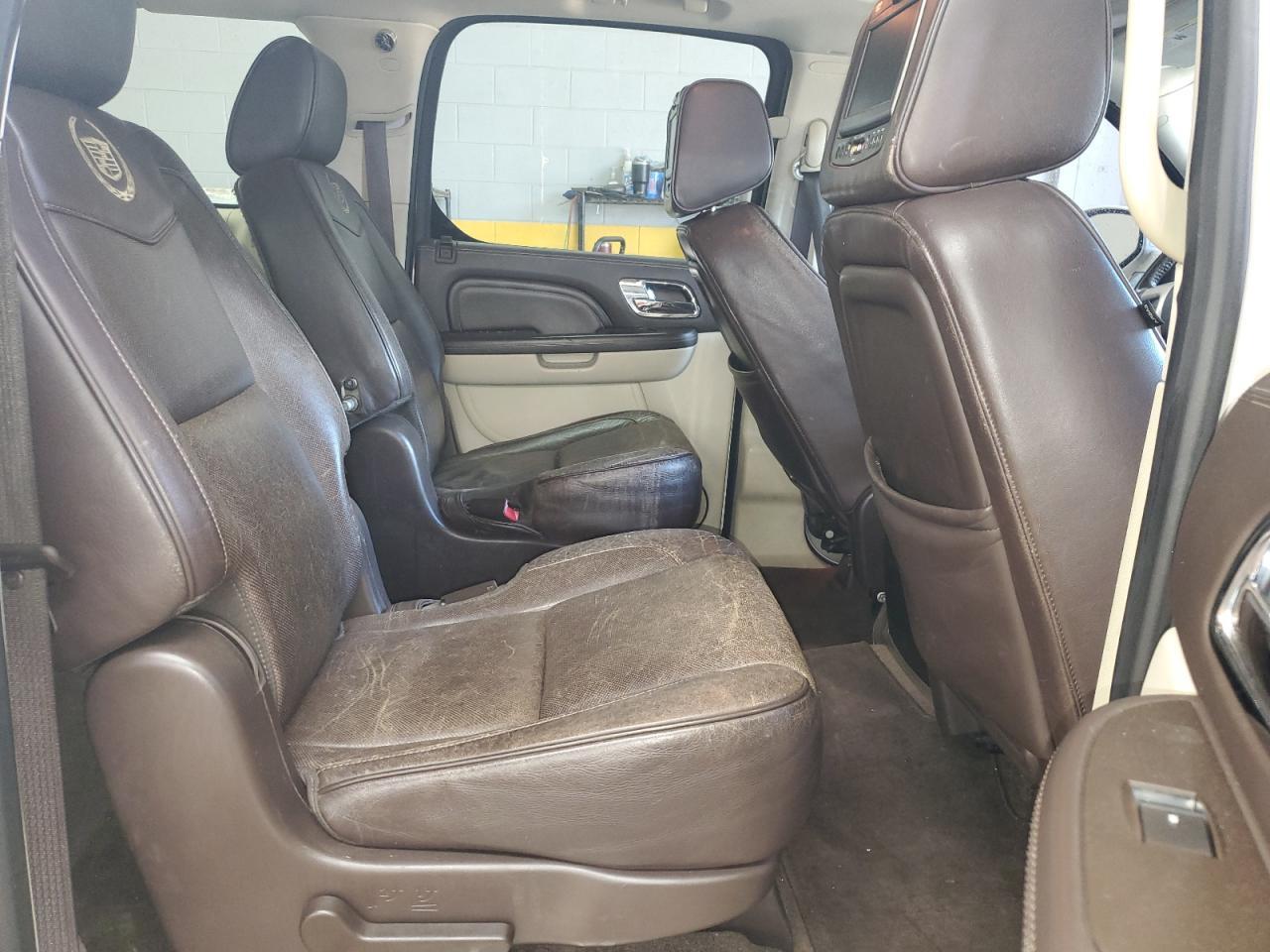 2013 CADILLAC ESCALADE