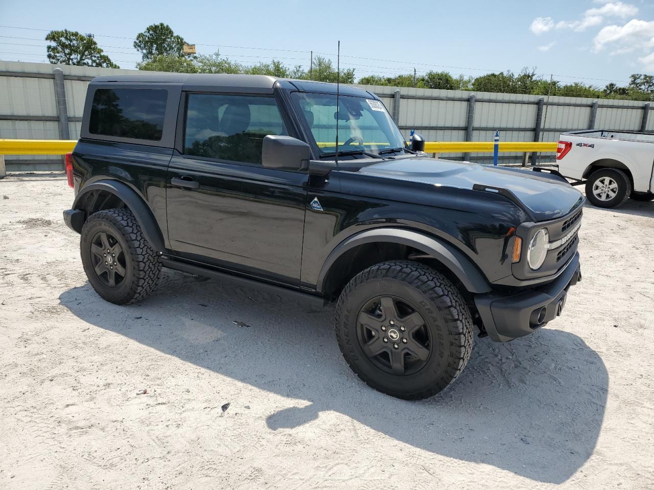 2024 FORD Bronco
