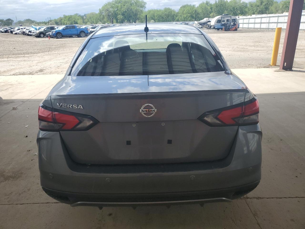 2021 NISSAN VERSA