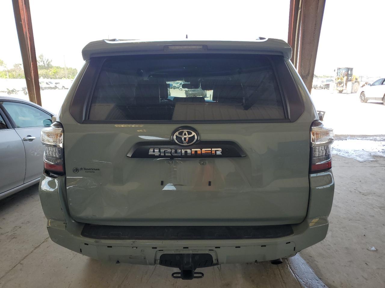 2022 TOYOTA 4Runner