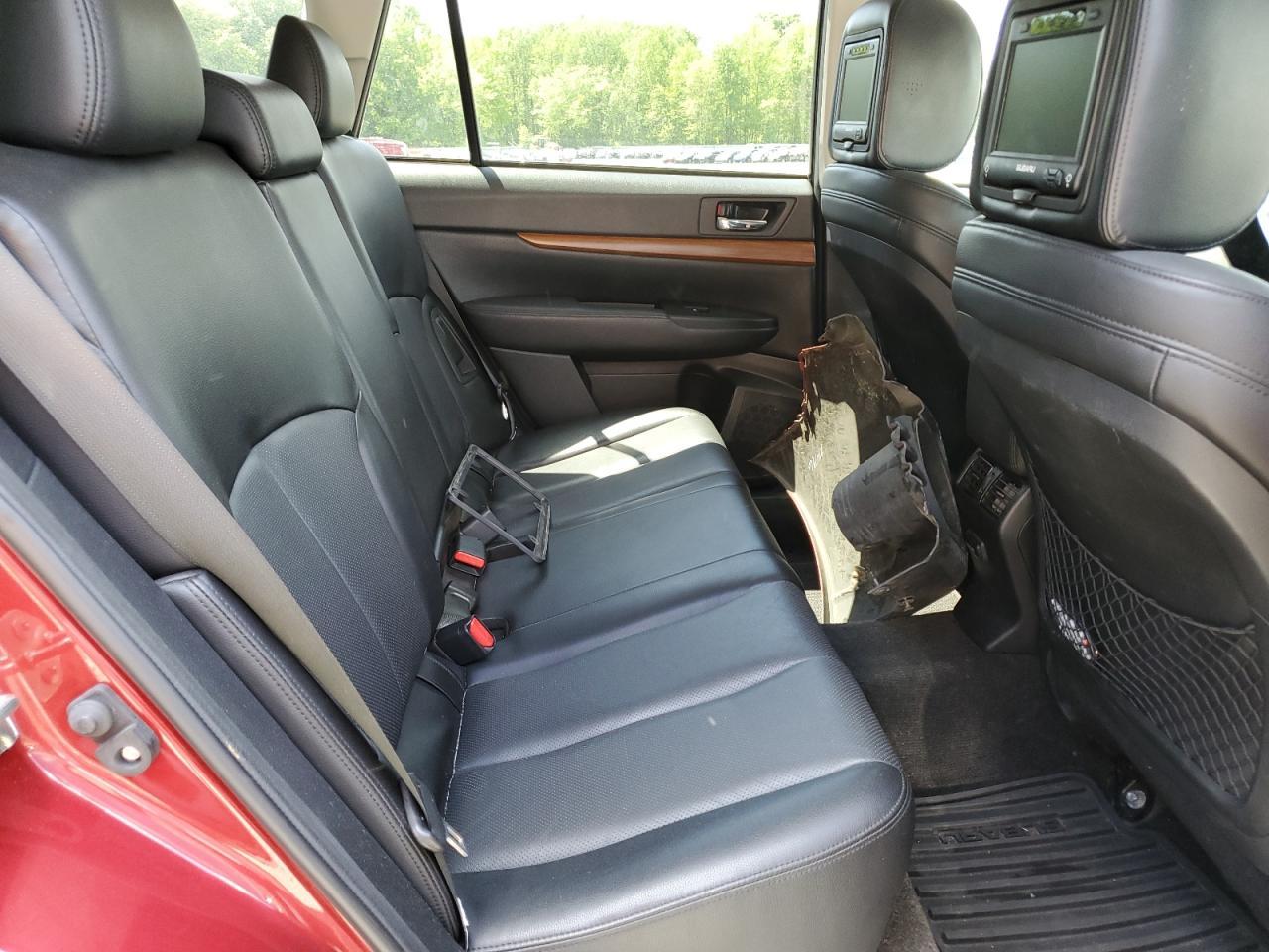 2014 SUBARU Legacy