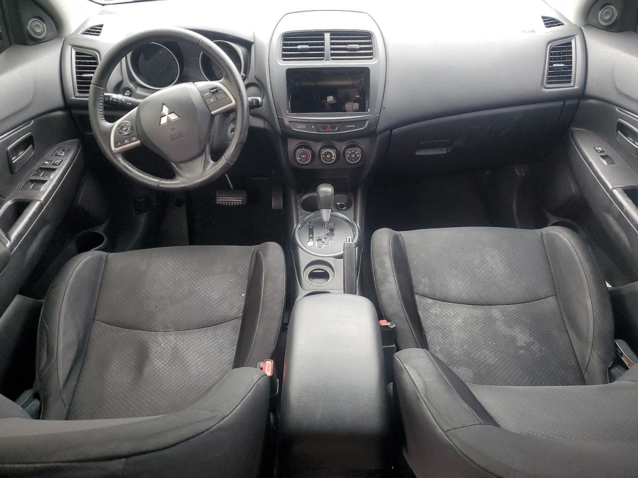 2015 MITSUBISHI outlander