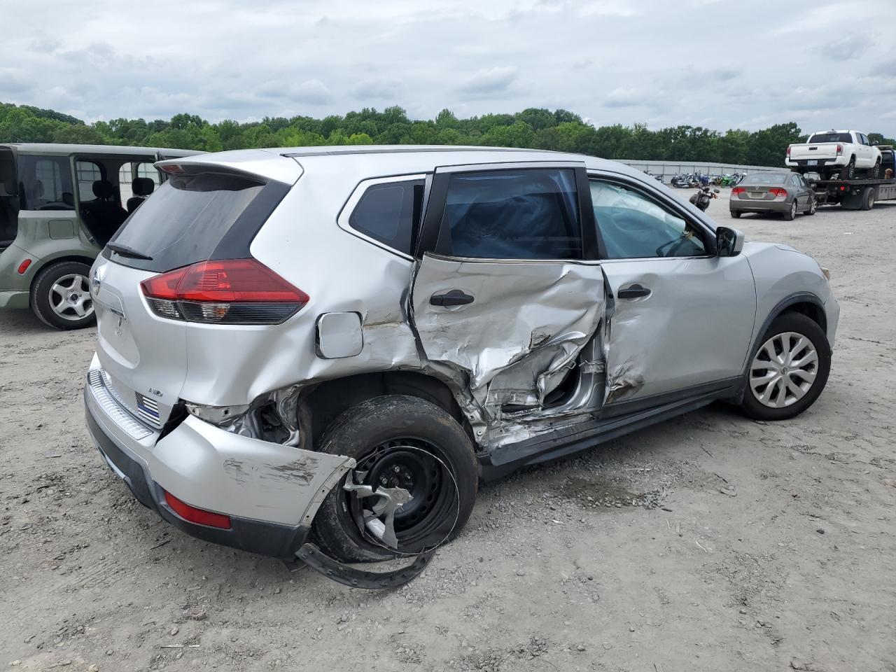 2018 NISSAN ROGUE
