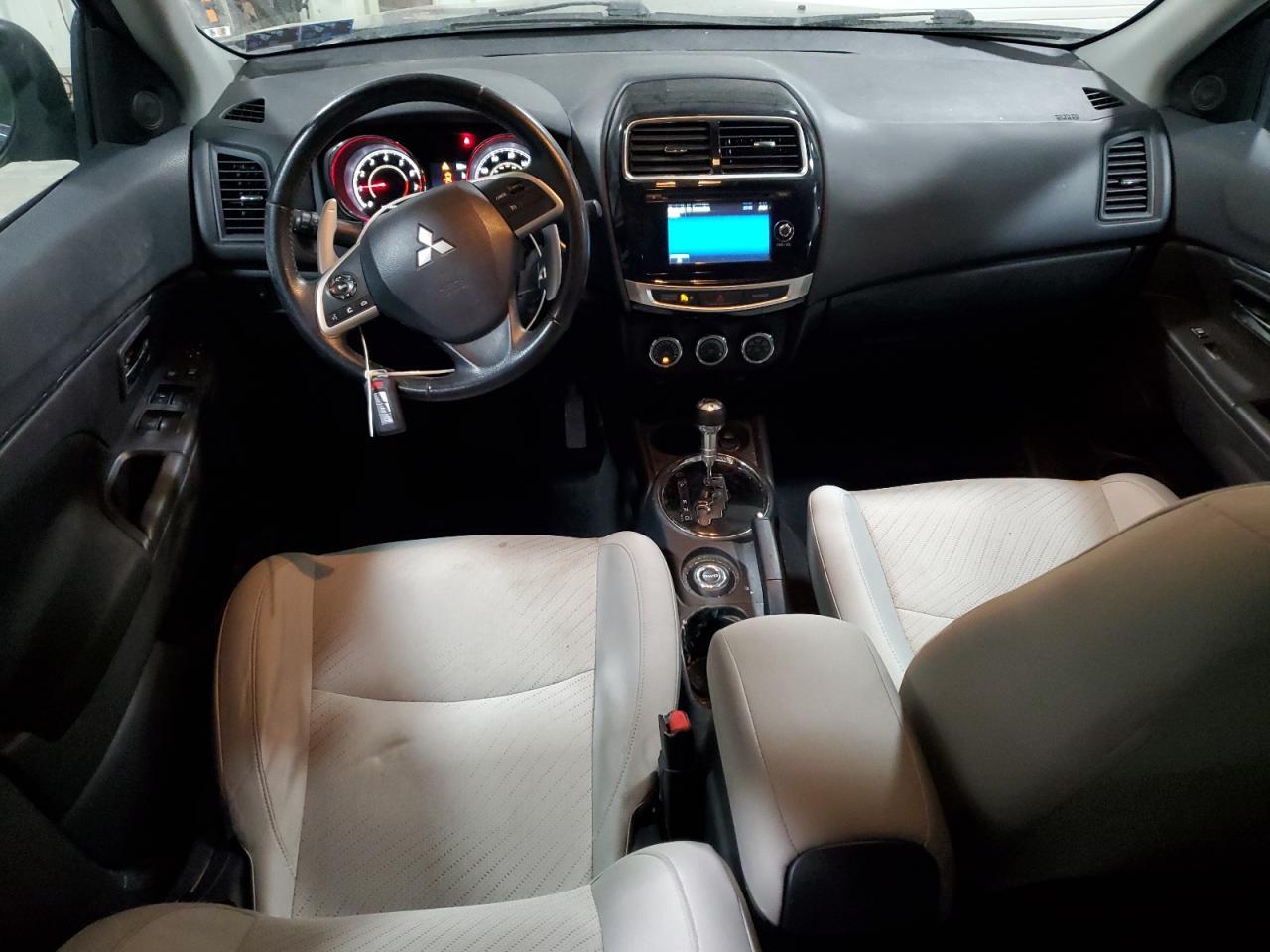 2015 MITSUBISHI outlander