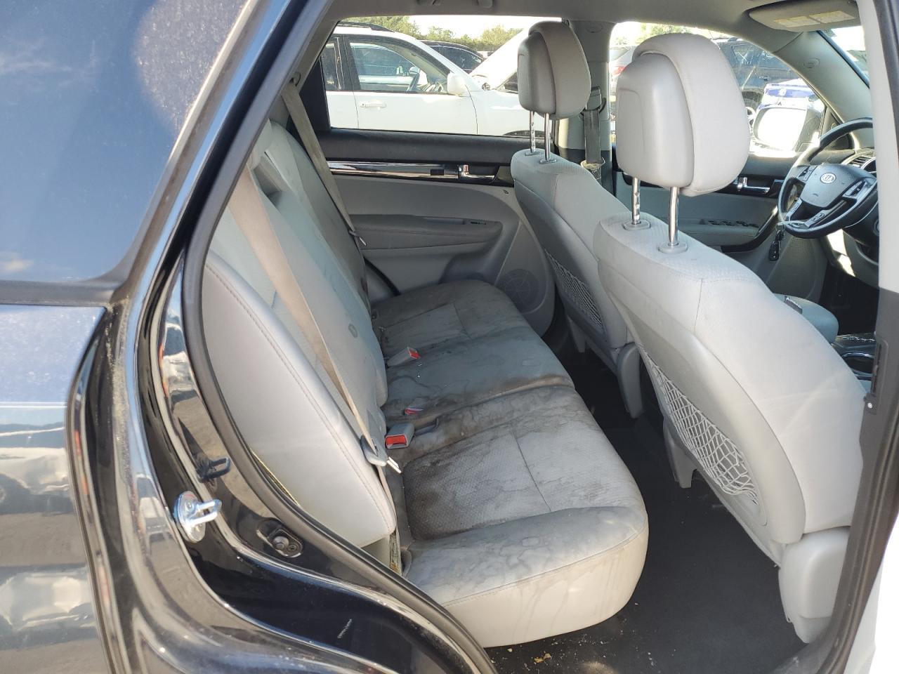 2013 KIA SORENTO