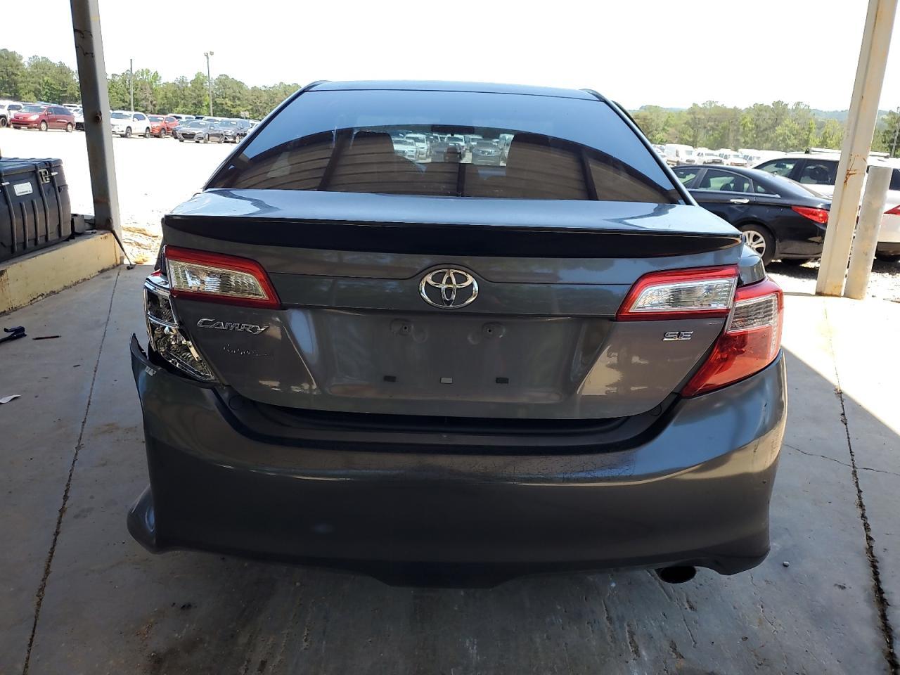 2014 TOYOTA CAMRY