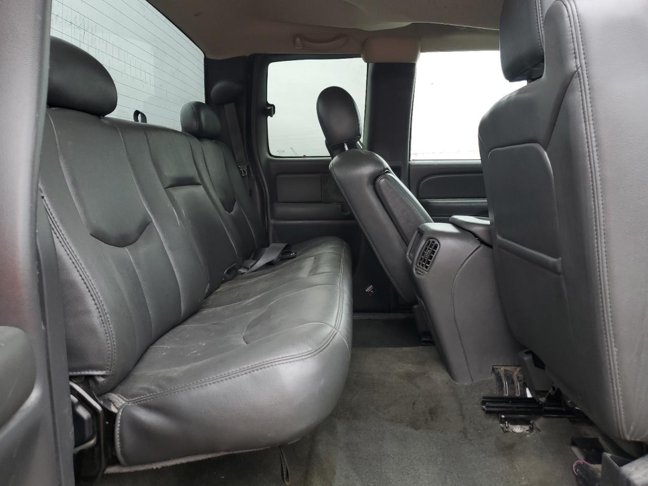 2004 CHEVROLET Silverado