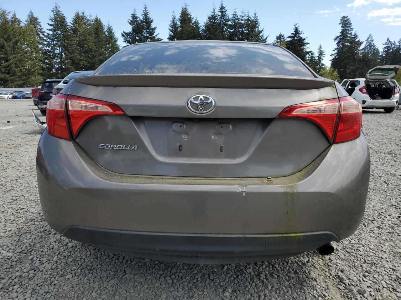 2017 TOYOTA COROLLA