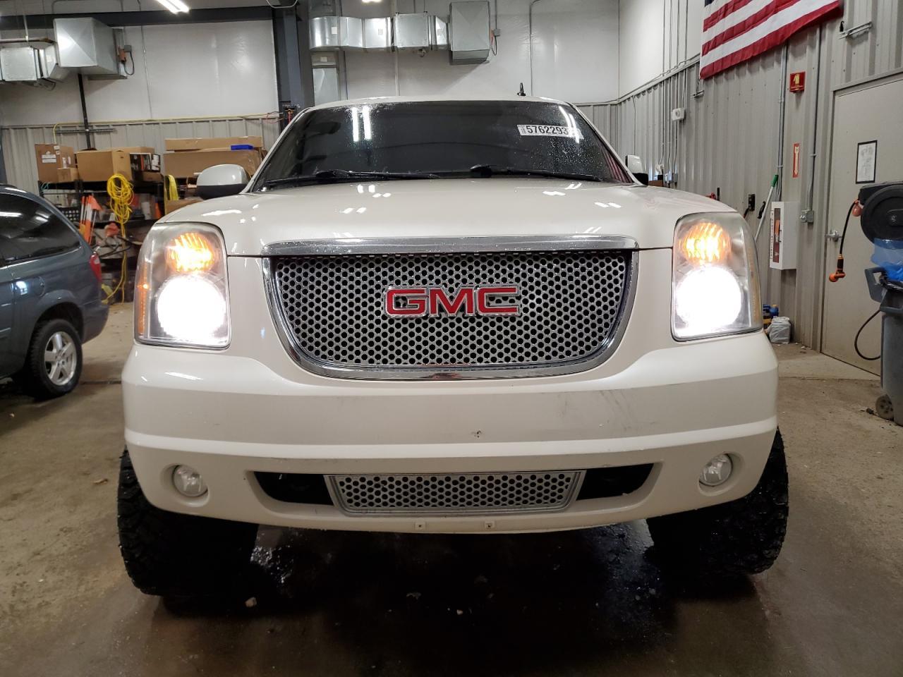 2012 GMC Yukon XL