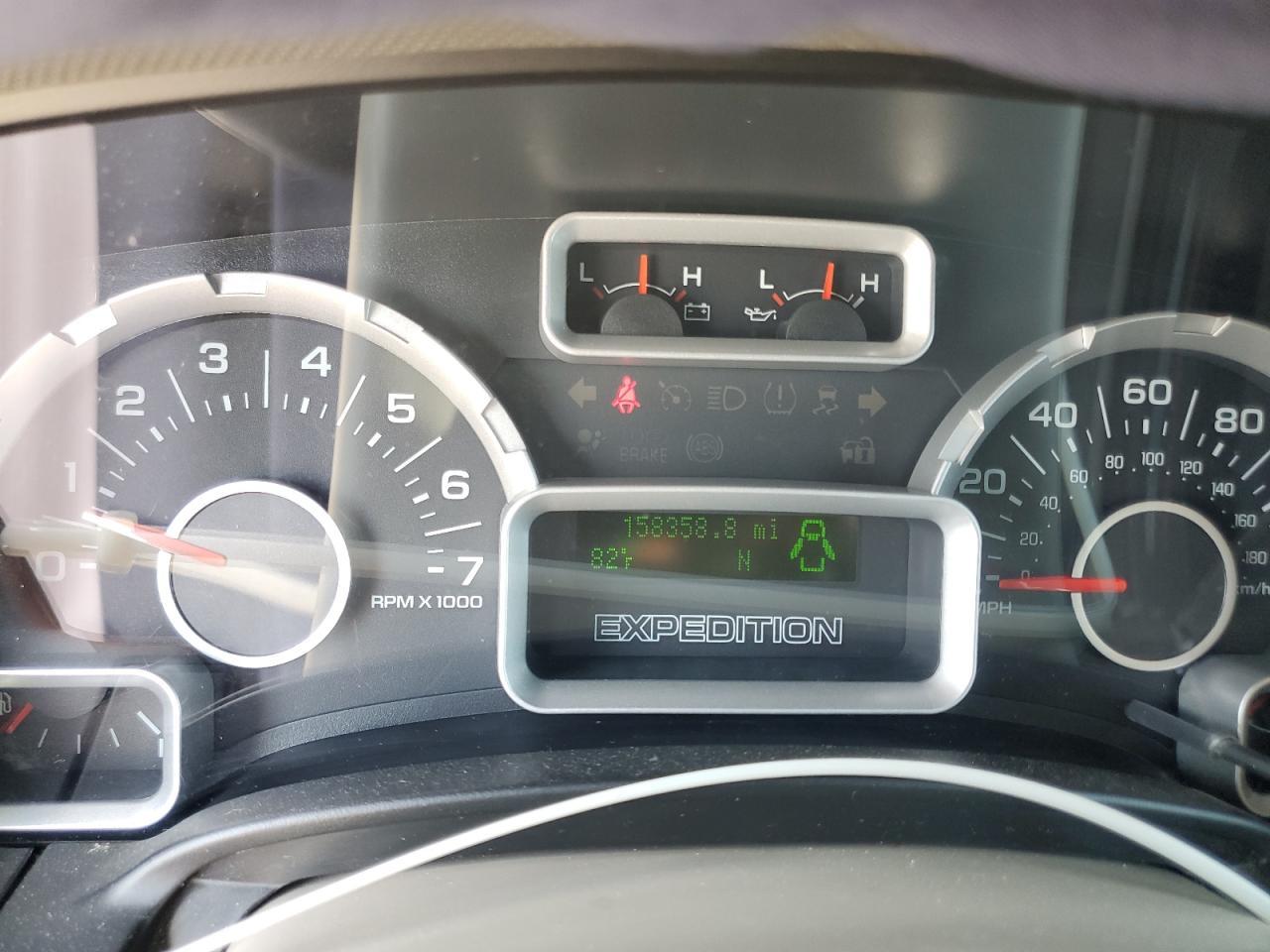 2010 FORD Expedition