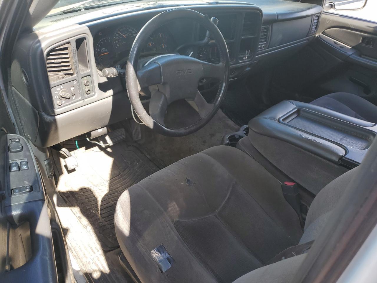 2005 GMC Sierra