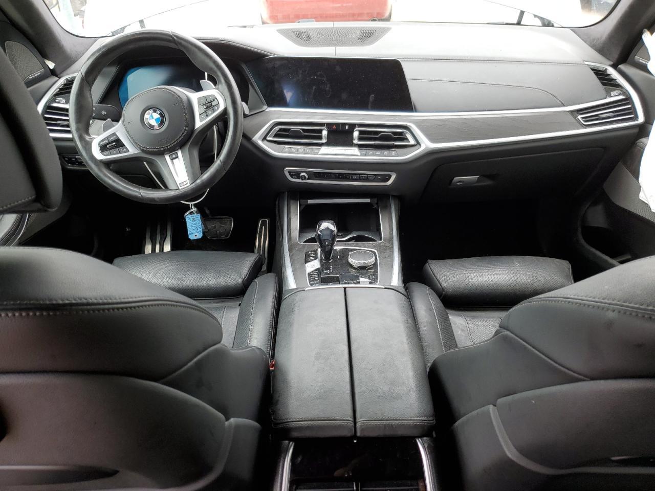 2020 BMW X7