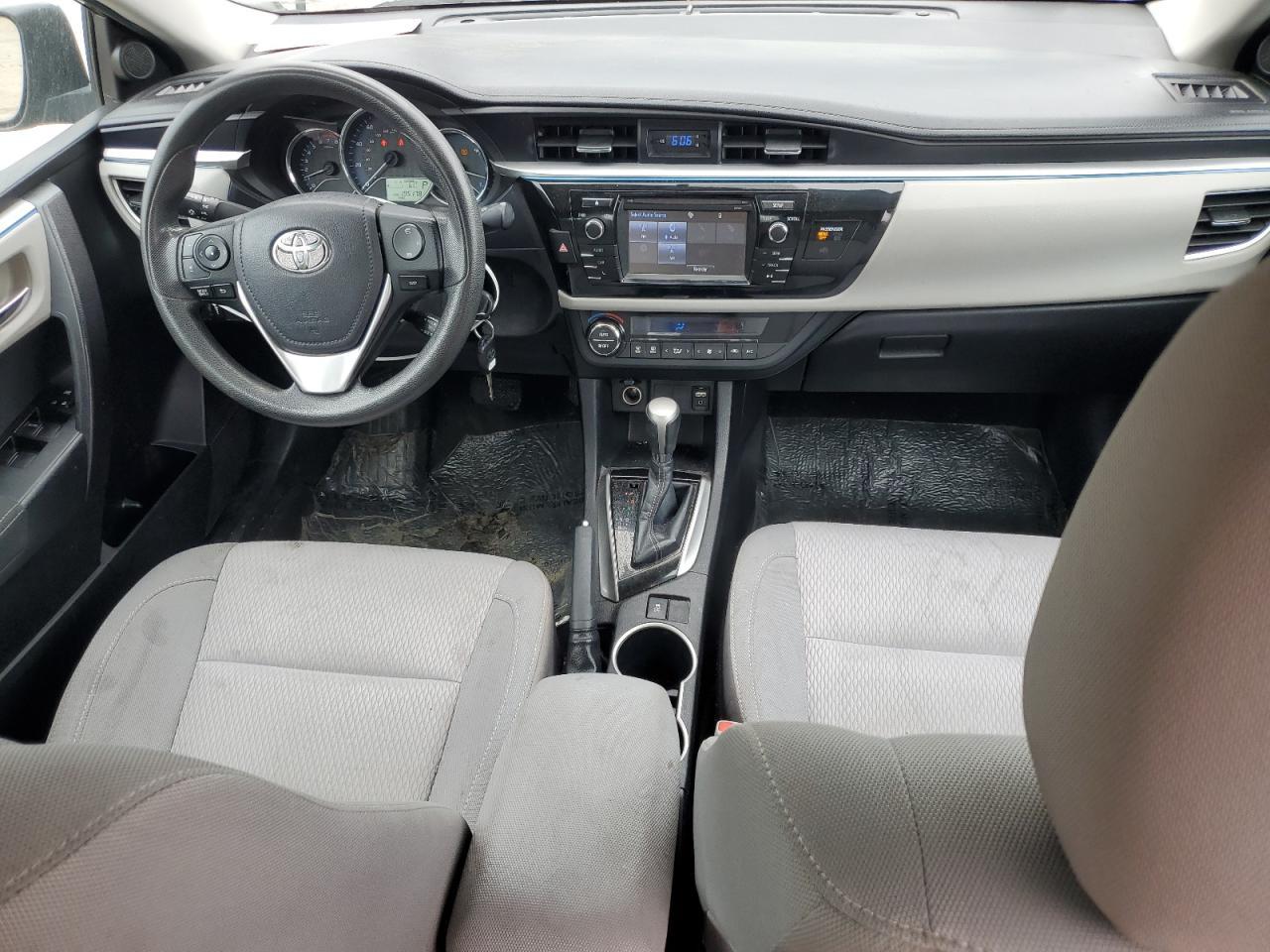 2015 TOYOTA COROLLA