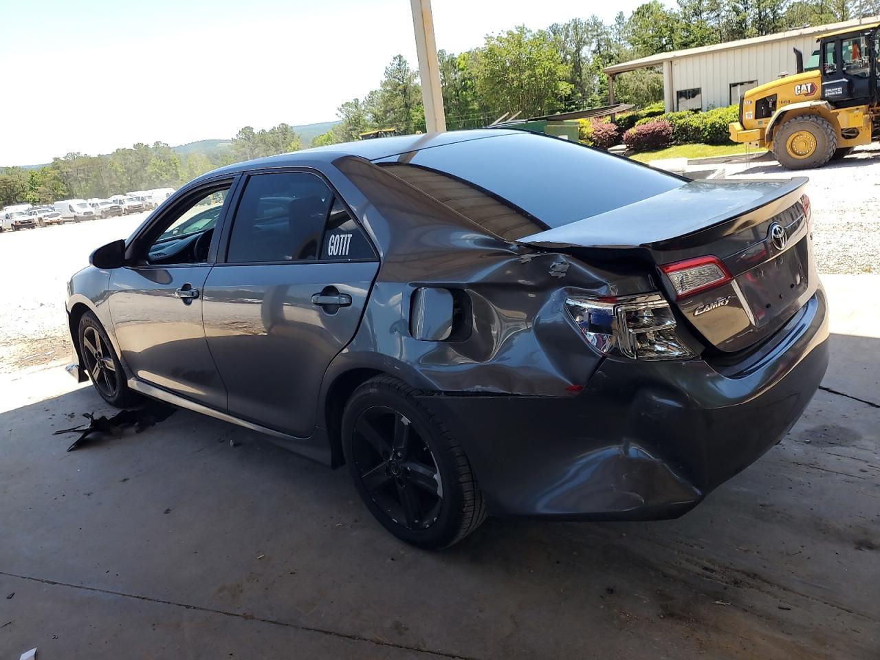 2014 TOYOTA CAMRY