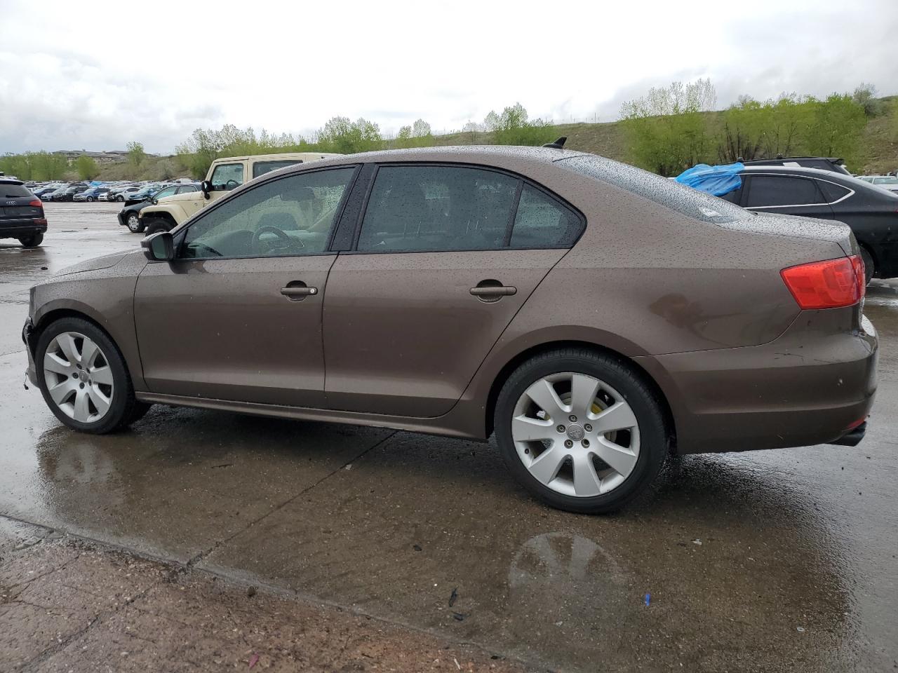 2011 VOLKSWAGEN JETTA