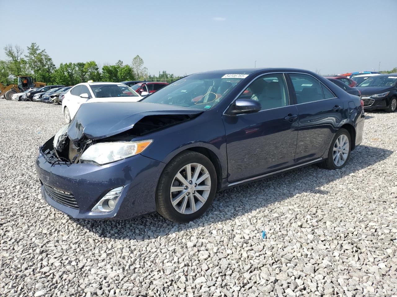2014 TOYOTA CAMRY