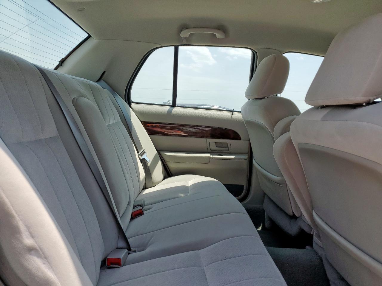 2004 MERCURY Gr Marq
