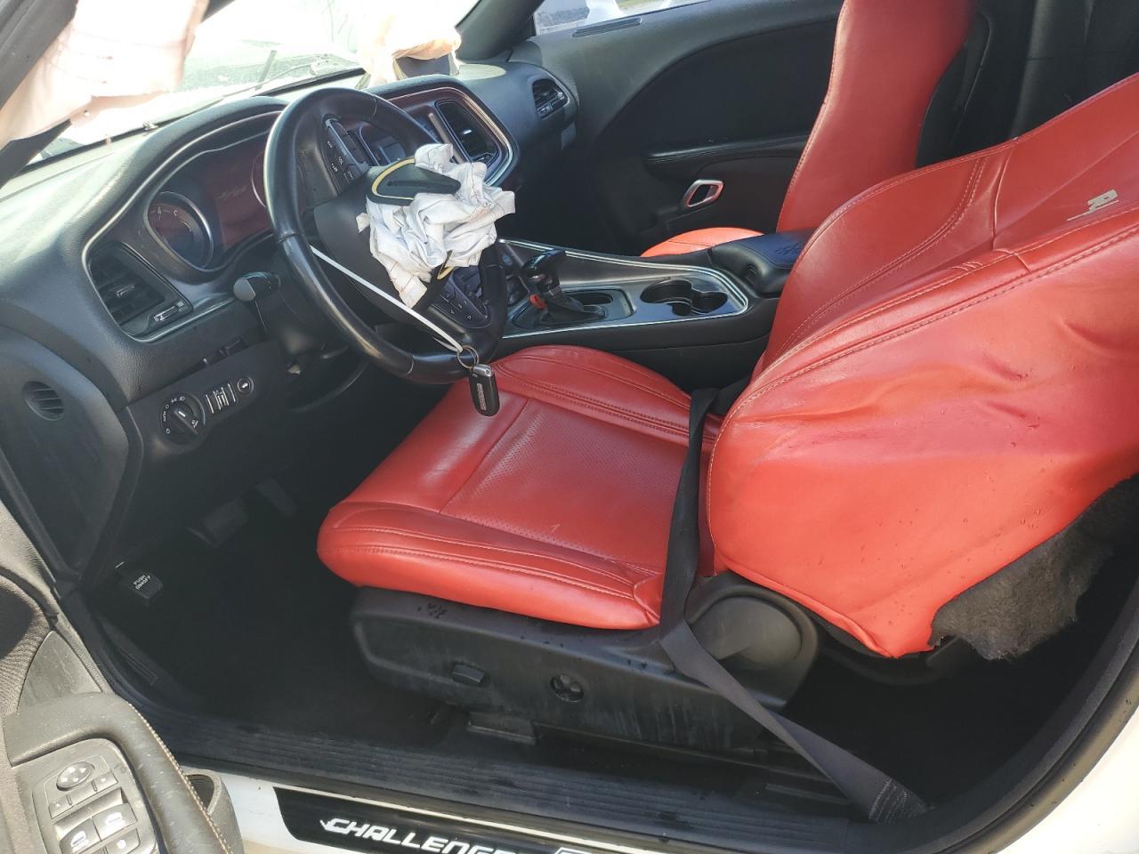 2017 DODGE Challenger