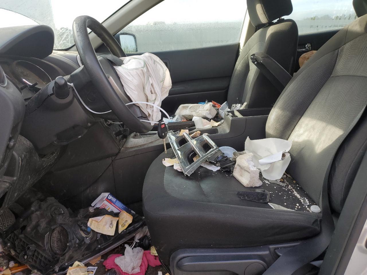 2011 NISSAN ROGUE