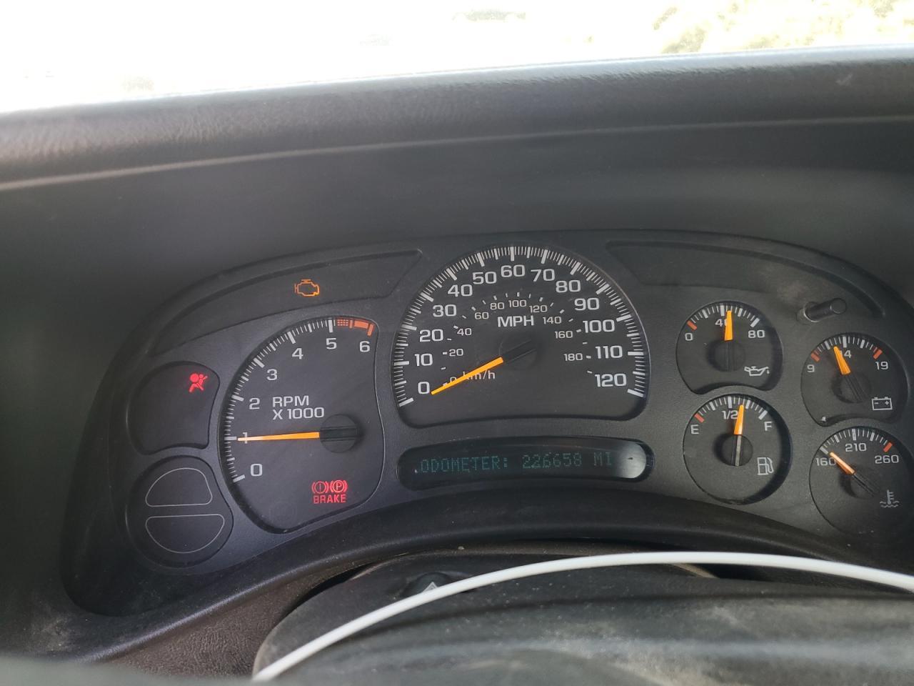 2004 CHEVROLET Silverado