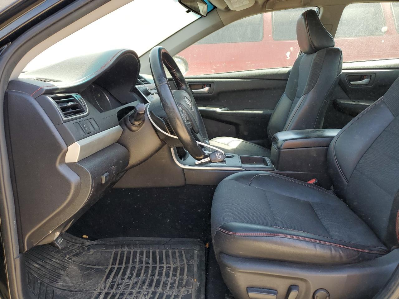2016 TOYOTA CAMRY