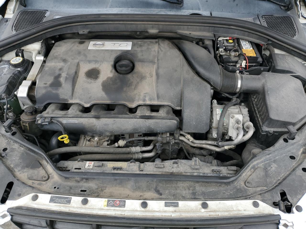 2013 VOLVO XC60