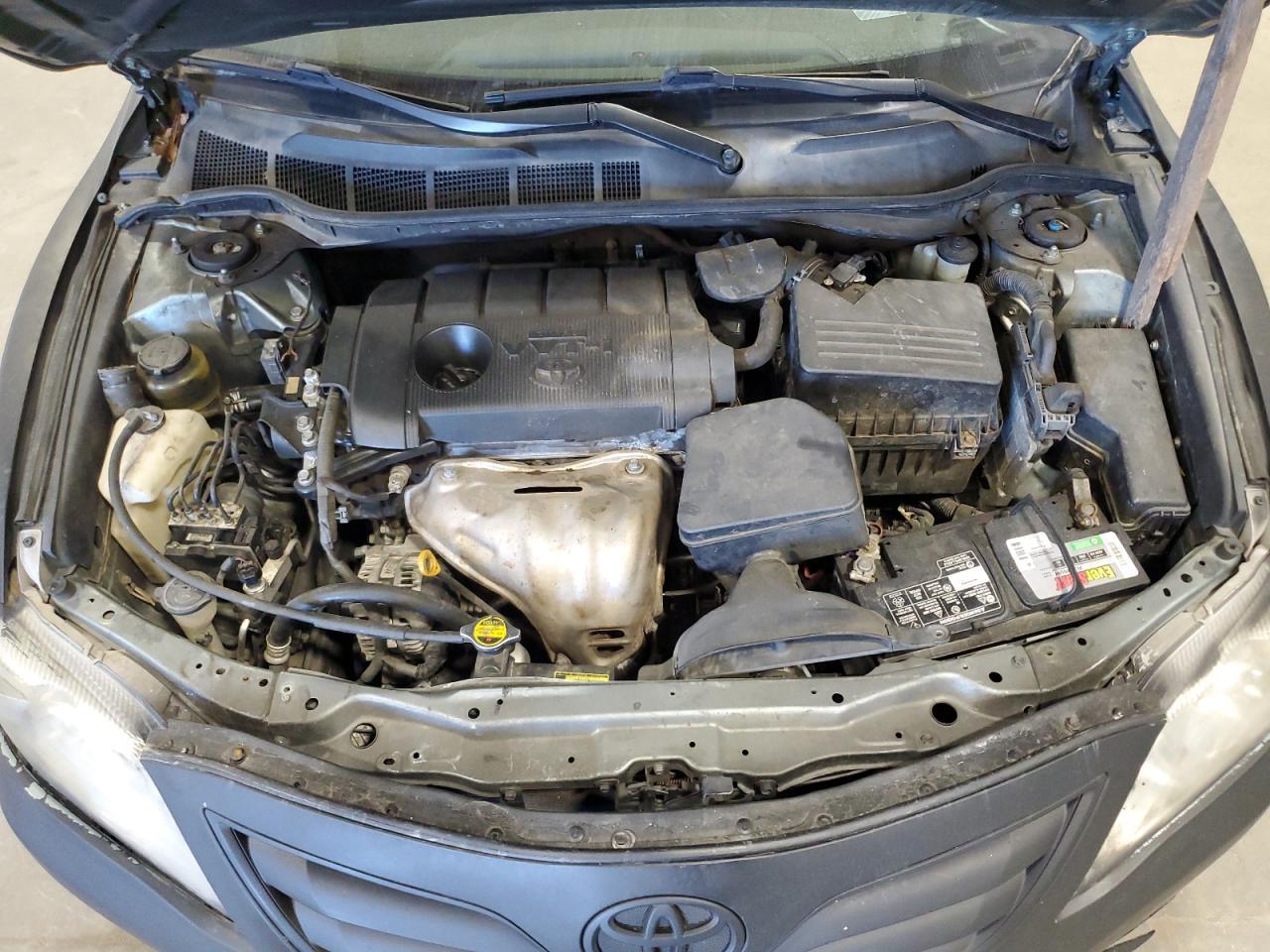 2011 TOYOTA CAMRY