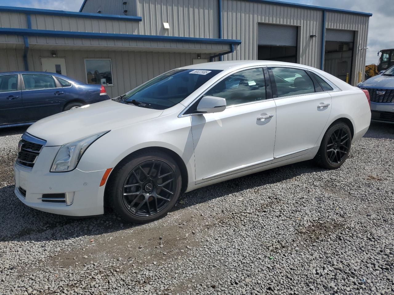 2016 CADILLAC XTS