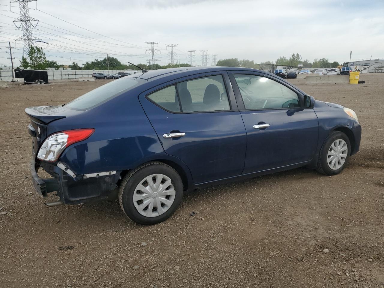 2014 NISSAN VERSA
