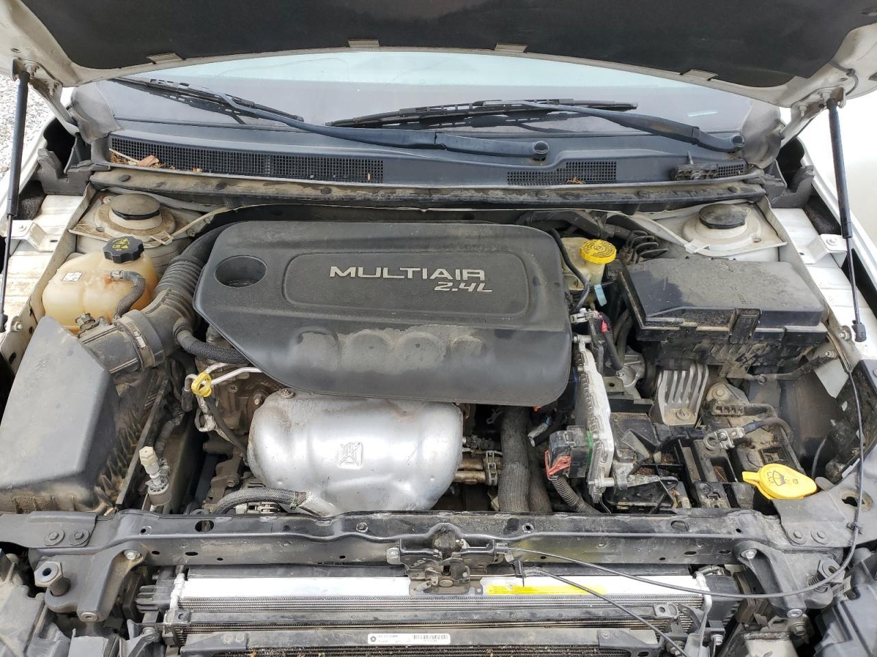 2016 CHRYSLER 200