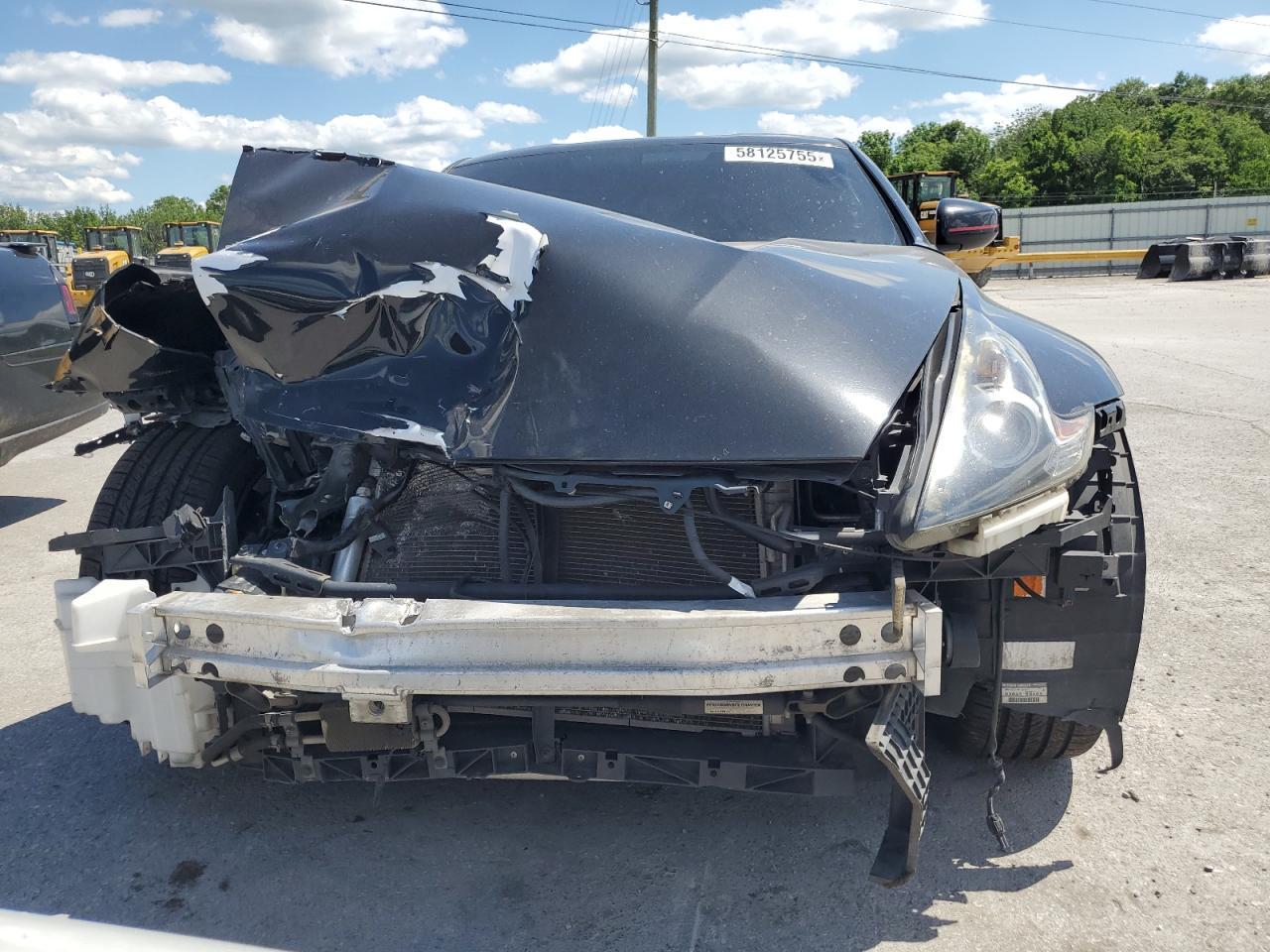 2015 NISSAN 370Z