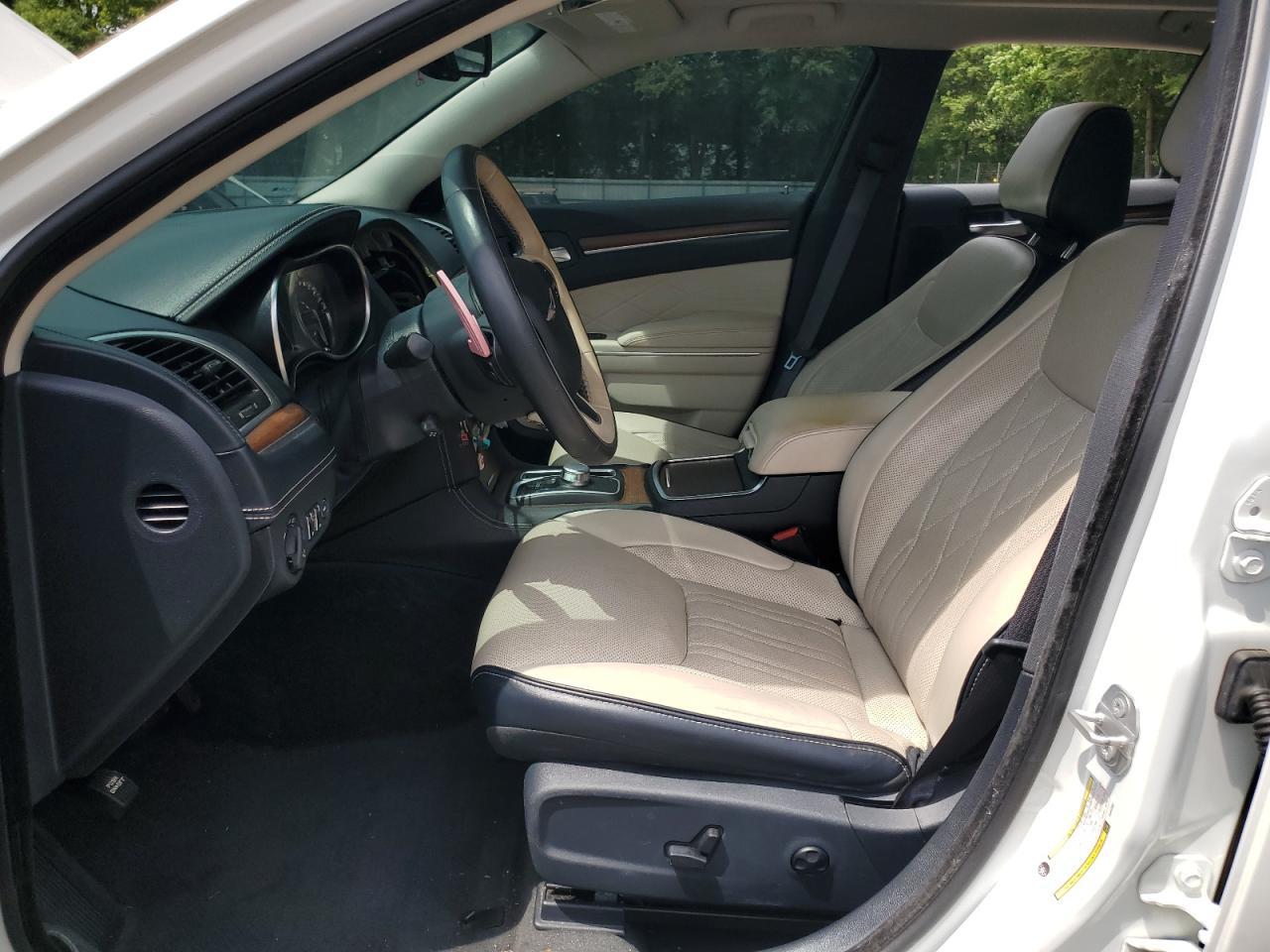 2018 CHRYSLER 300