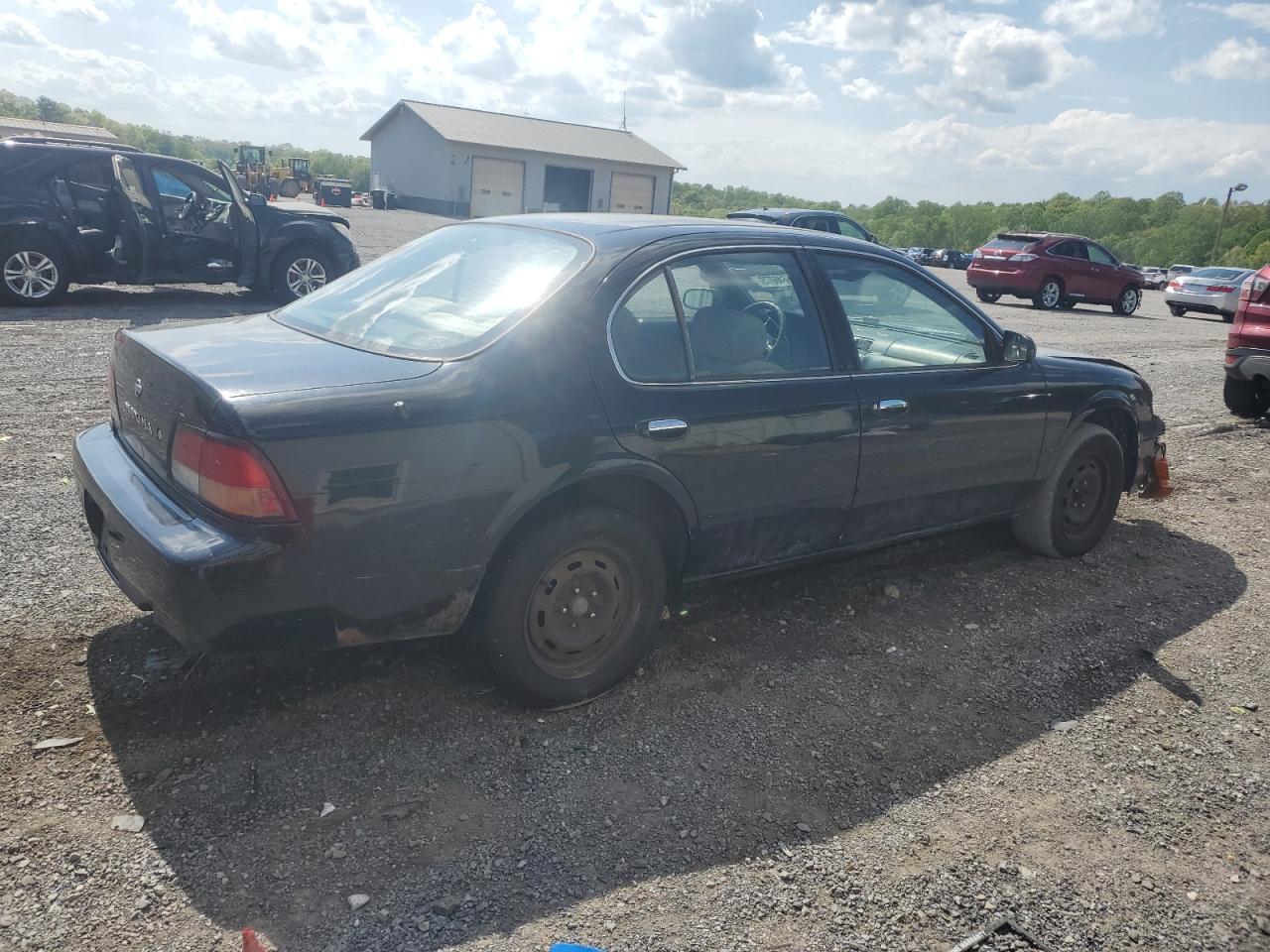 1997 NISSAN Maxima