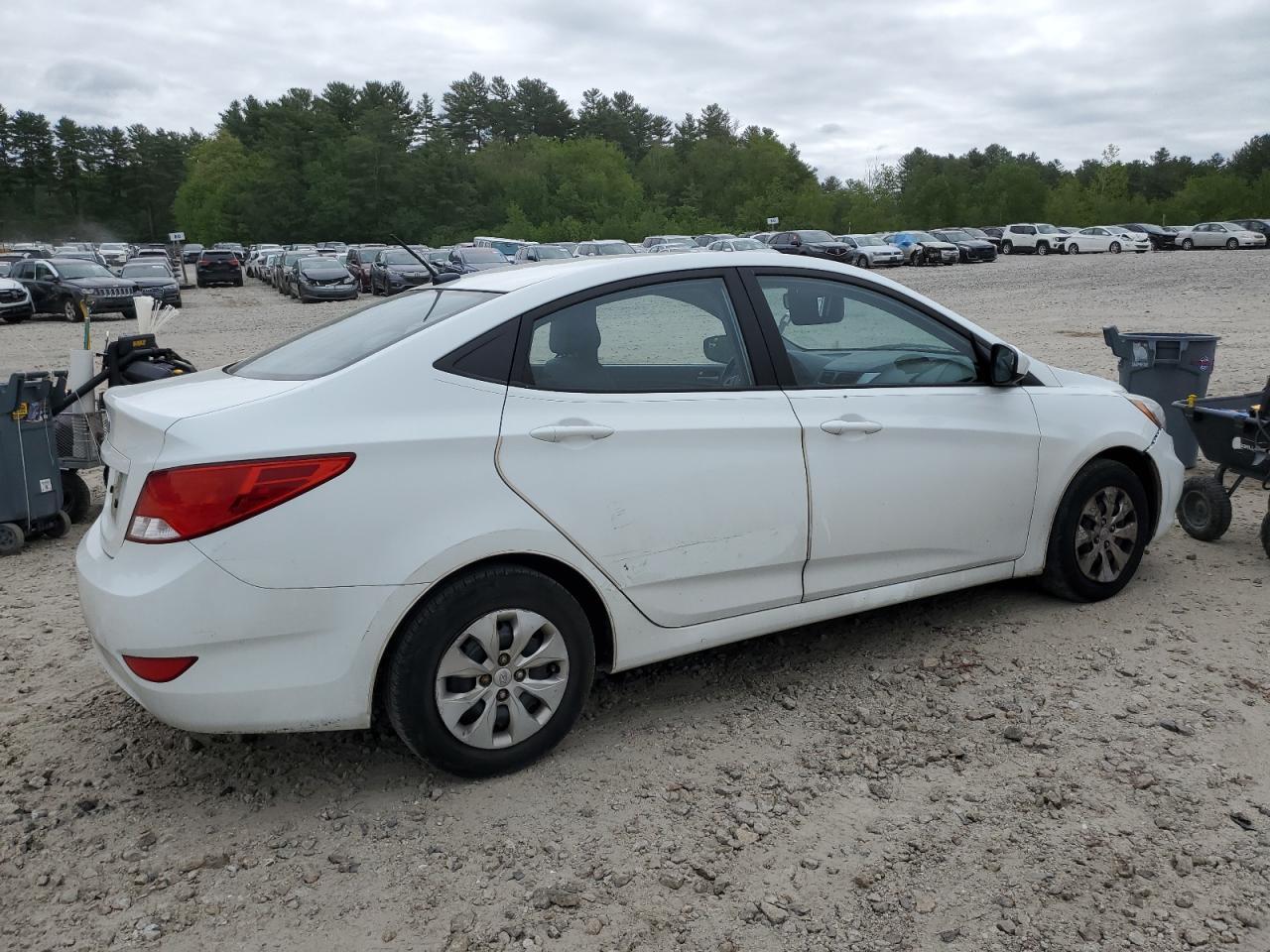 2015 HYUNDAI ACCENT